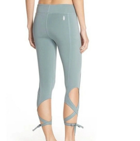 Free People Pants - FREE PEOPLE MOVEMENT LEGGINGS